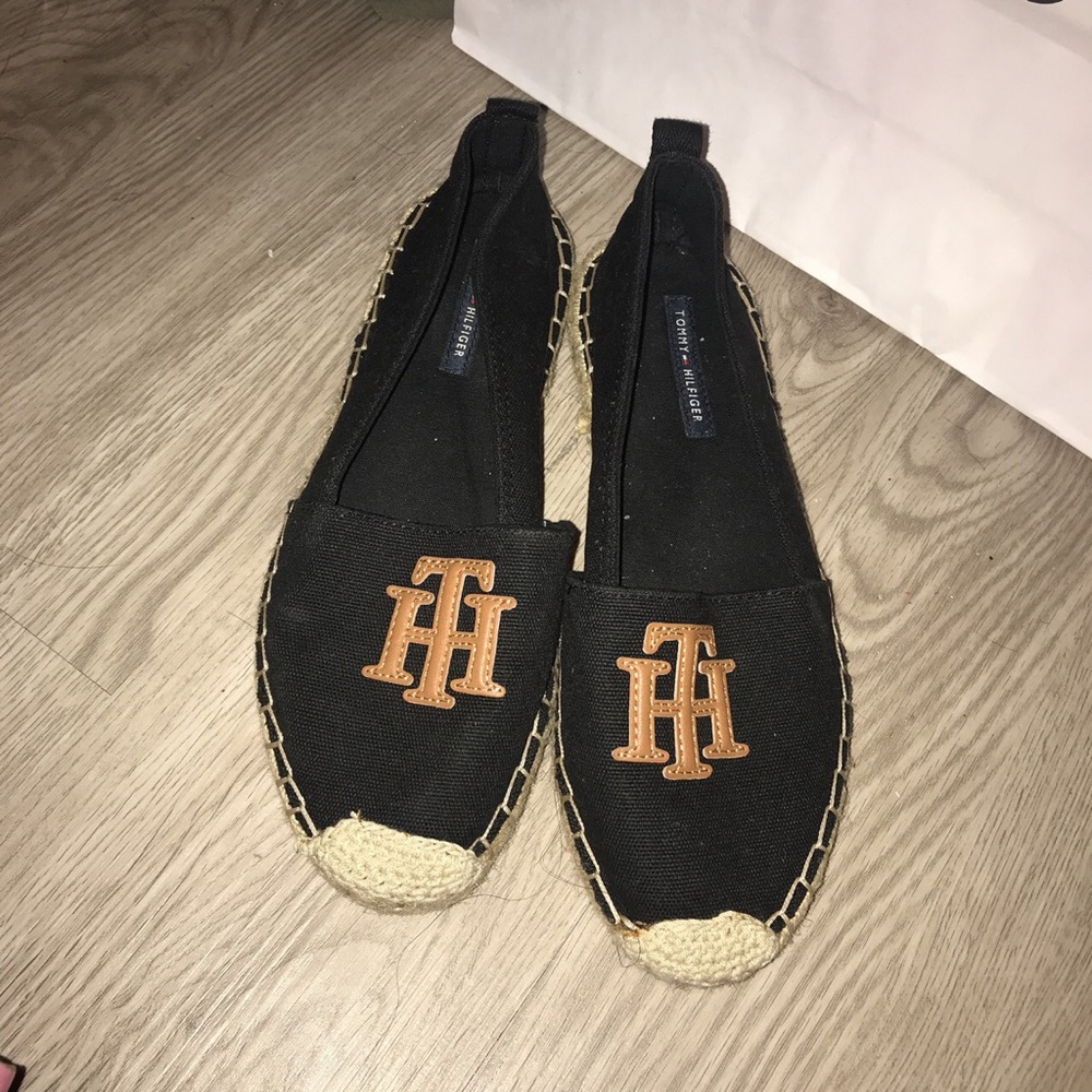 Tommy hilfiger shoes
